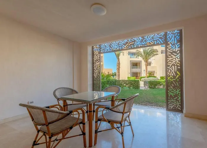 Appartement Ground Floor 2br In Mangroovy, Pool &