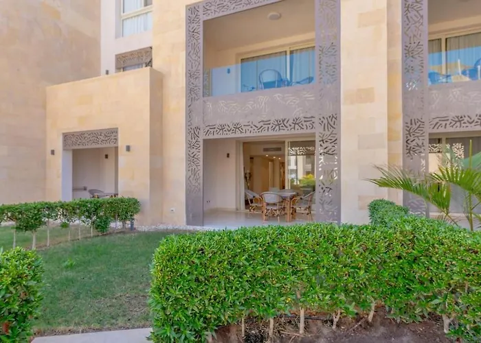 Ground Floor 2br In Mangroovy, Pool &